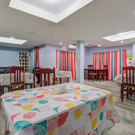 Airport Suites Hotel Piarco ภายนอก รูปภาพ