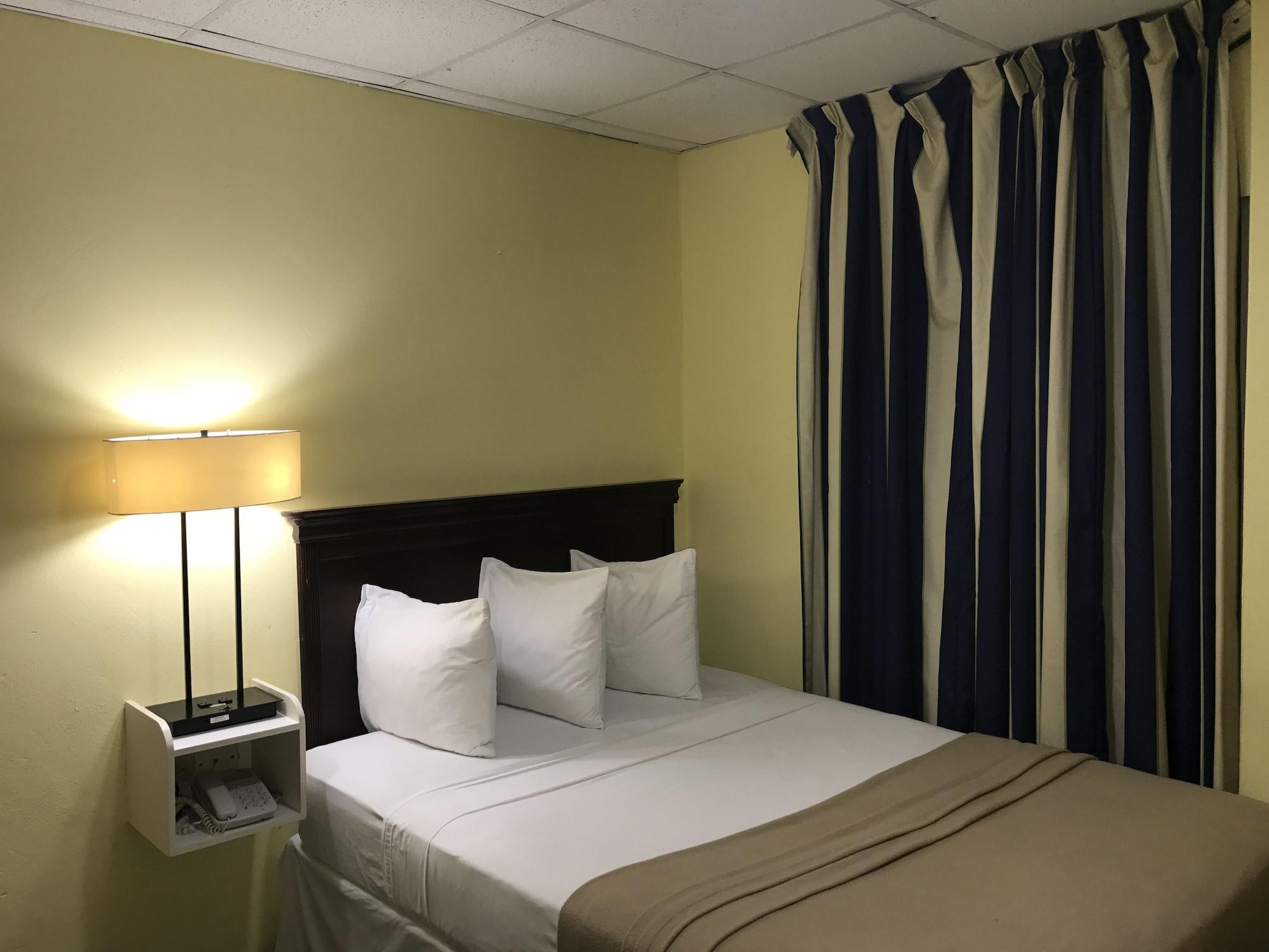 Airport Suites Hotel Piarco ภายนอก รูปภาพ