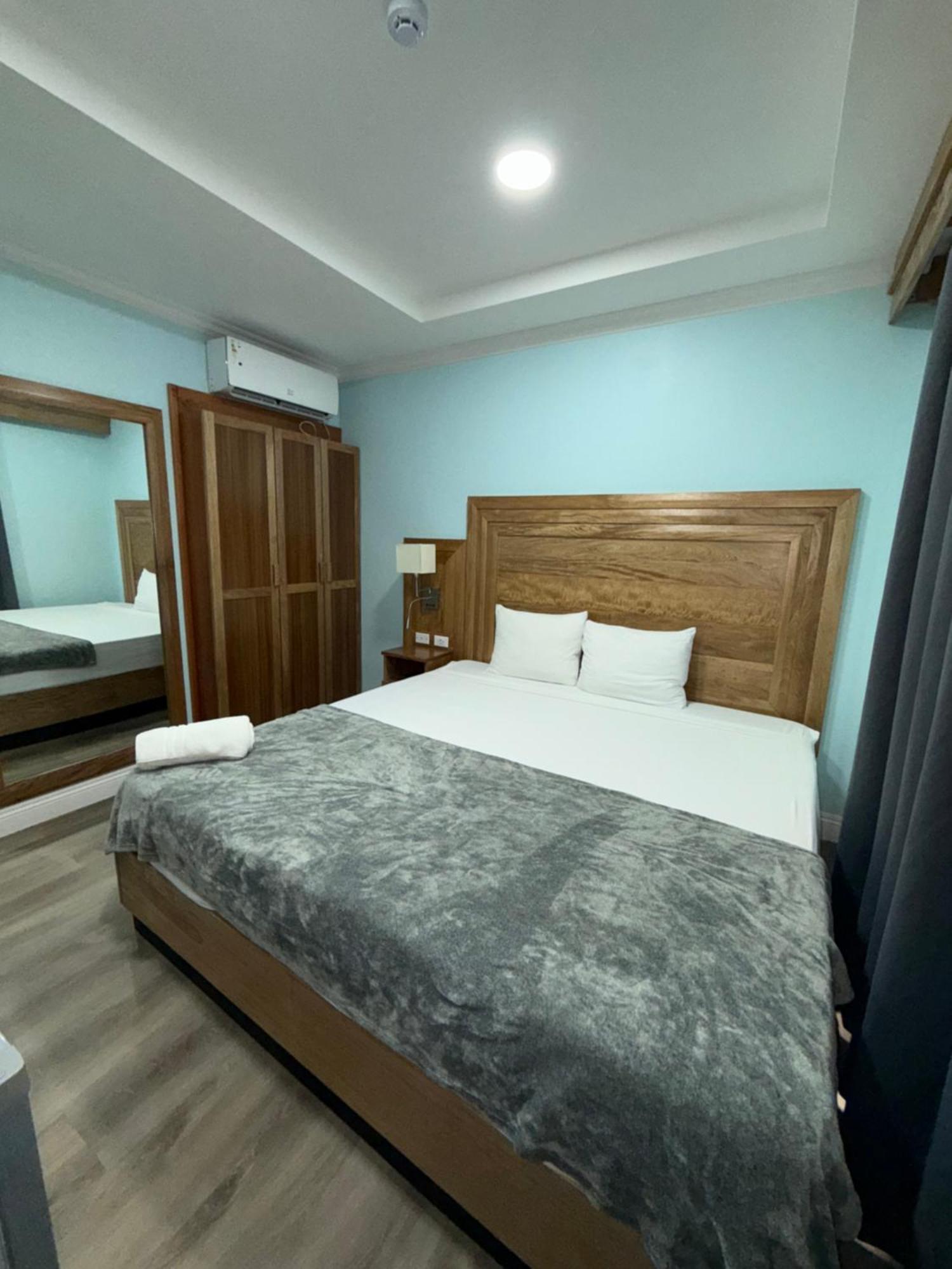 Airport Suites Hotel Piarco ภายนอก รูปภาพ