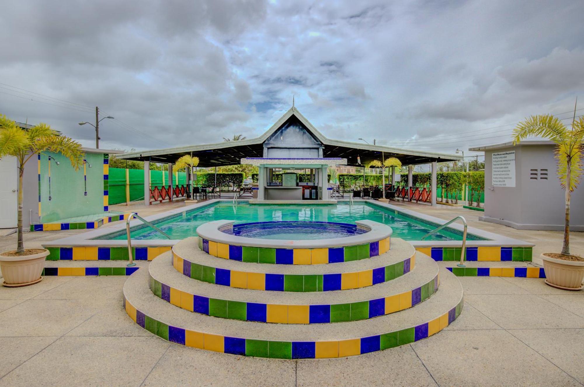 Airport Suites Hotel Piarco ภายนอก รูปภาพ
