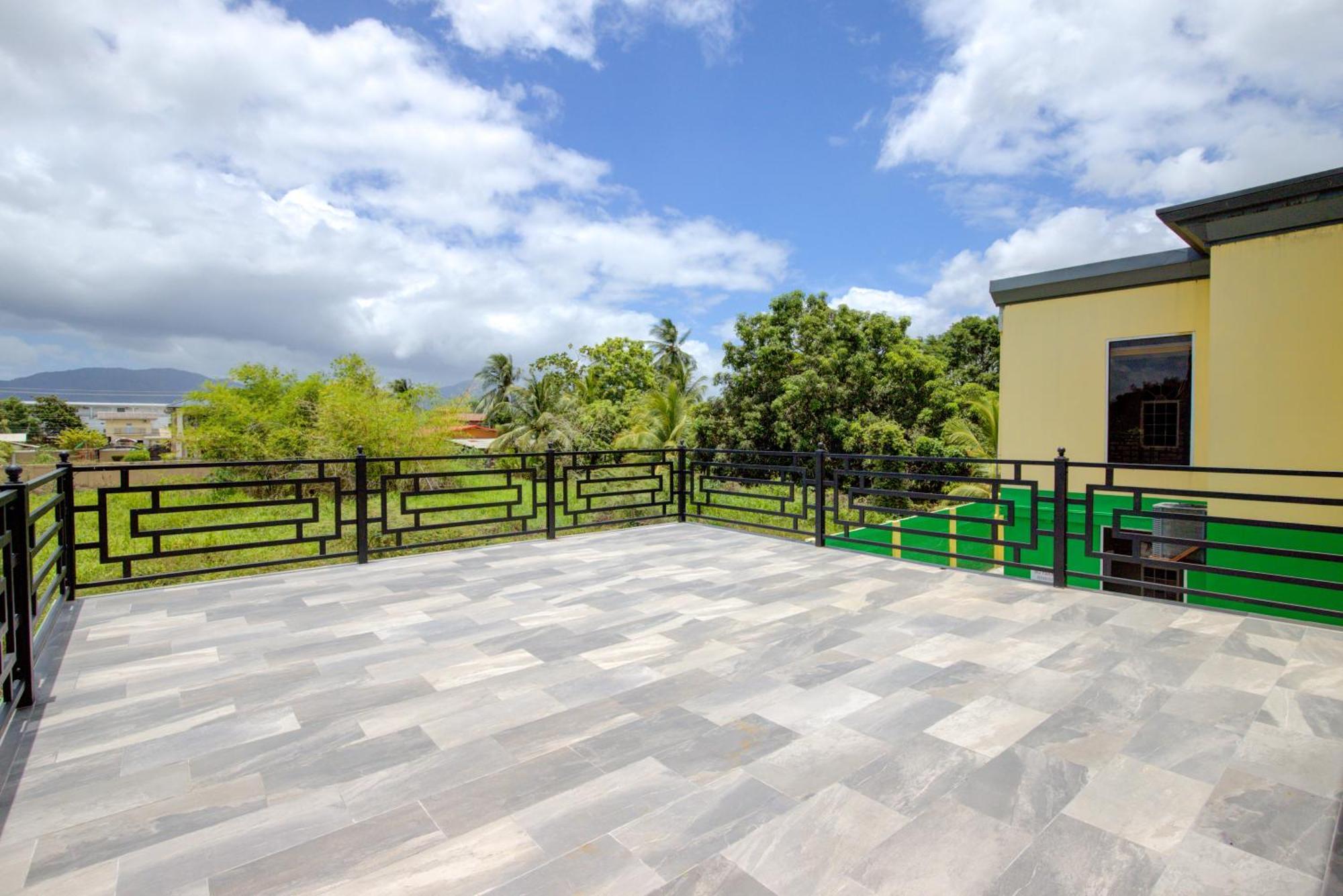 Airport Suites Hotel Piarco ภายนอก รูปภาพ